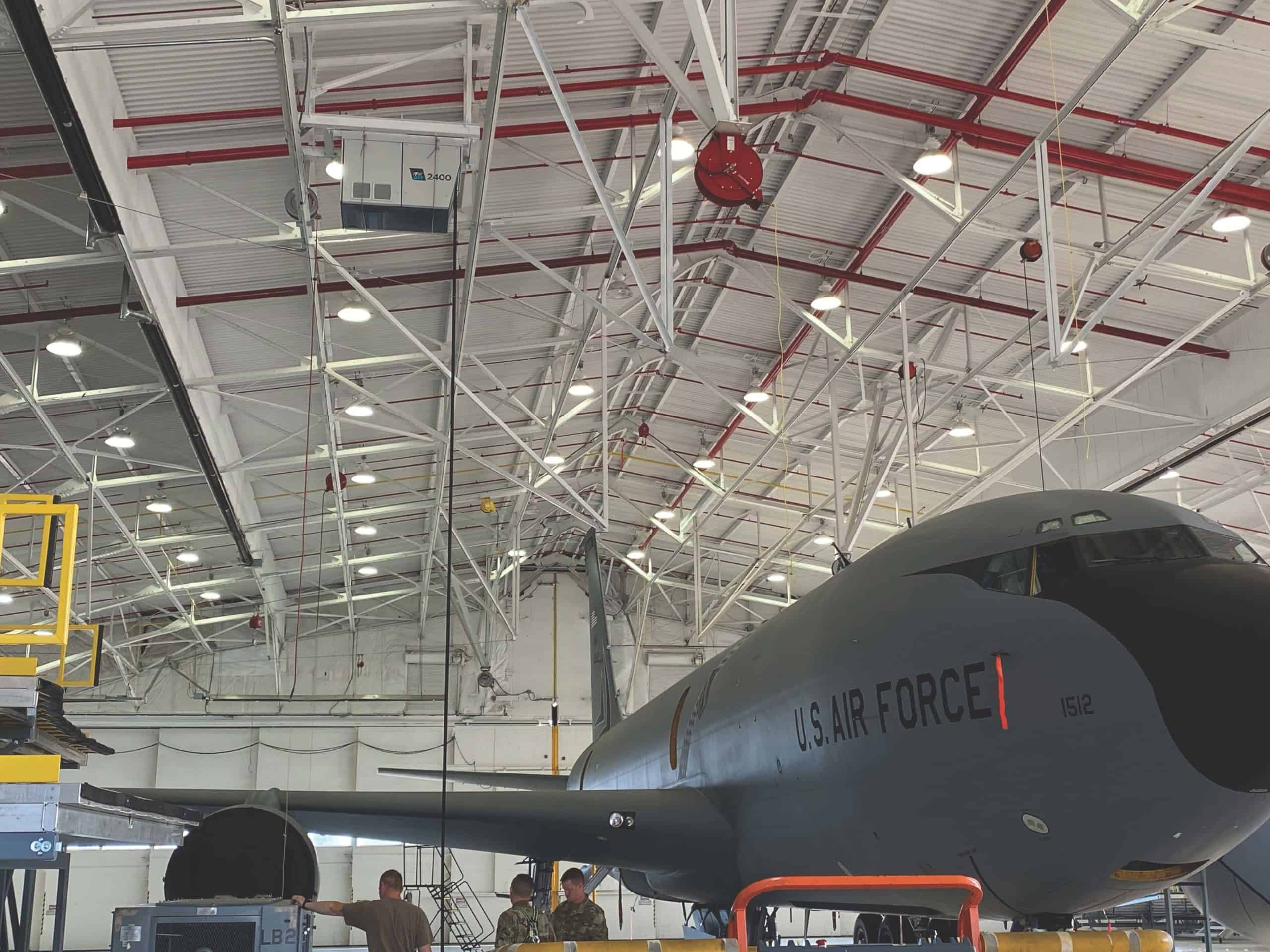 F-35-ready 270 VDC and silent flight-line power from ITW GSE military GSE